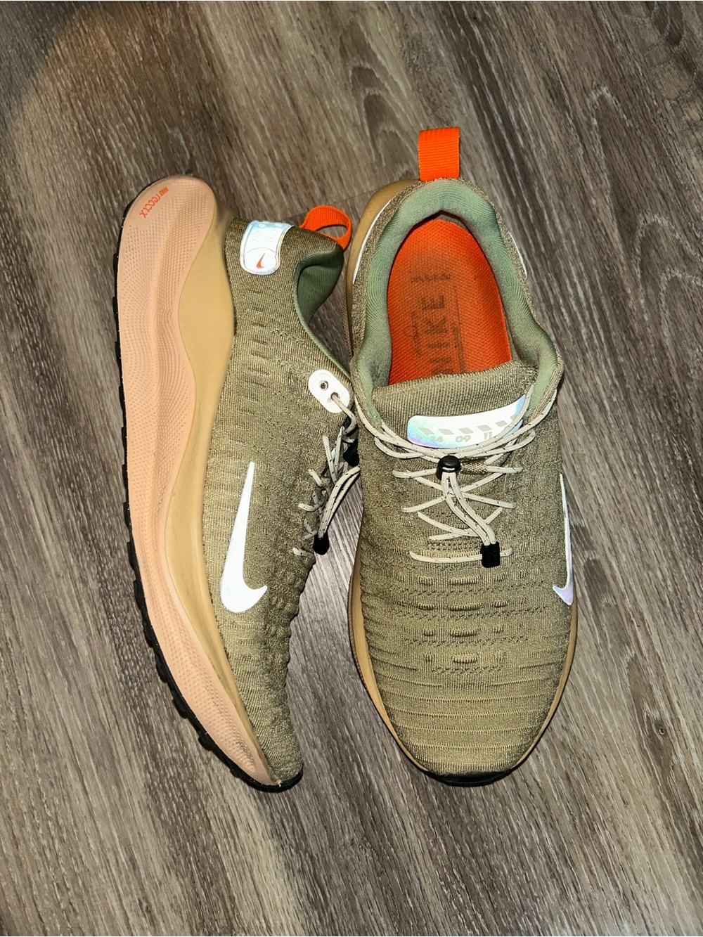 Nike ReactX Infinity Run 4 in Olive and Tan - Picture 2 of 5